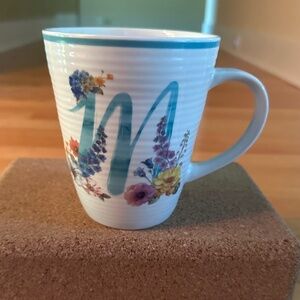 Lisa Audit Letter M Mug Cup